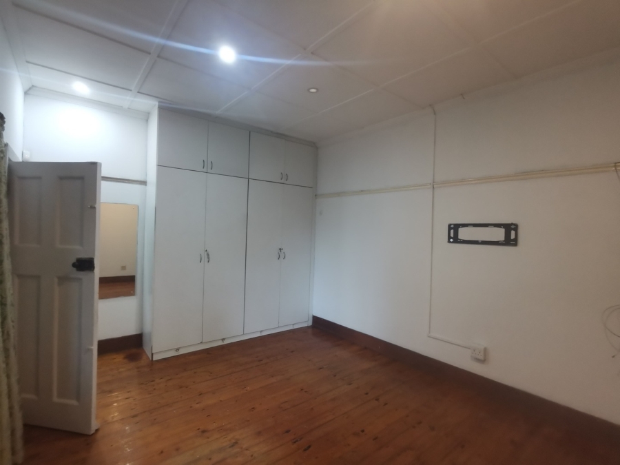 To Let 4 Bedroom Property for Rent in Vincent Eastern Cape